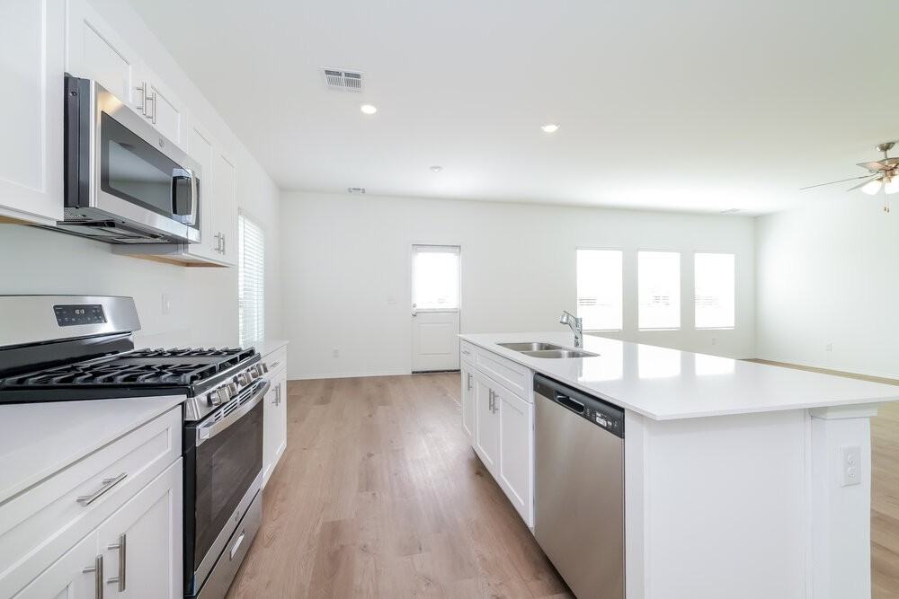 12812 Torretta Way - Photo 7 of 17