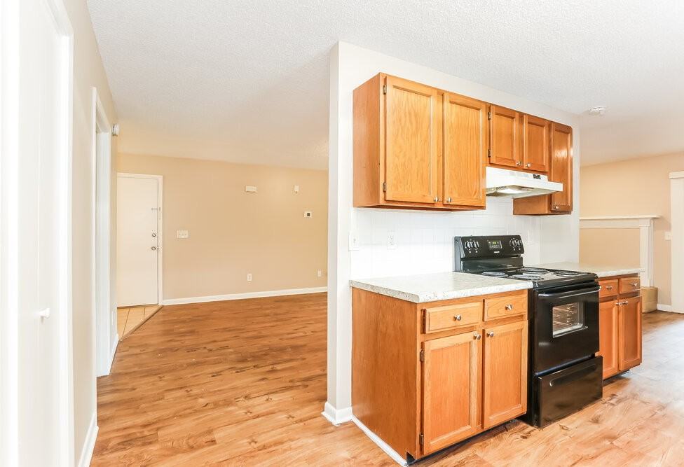 5381 Fremont St - Photo 7 of 16