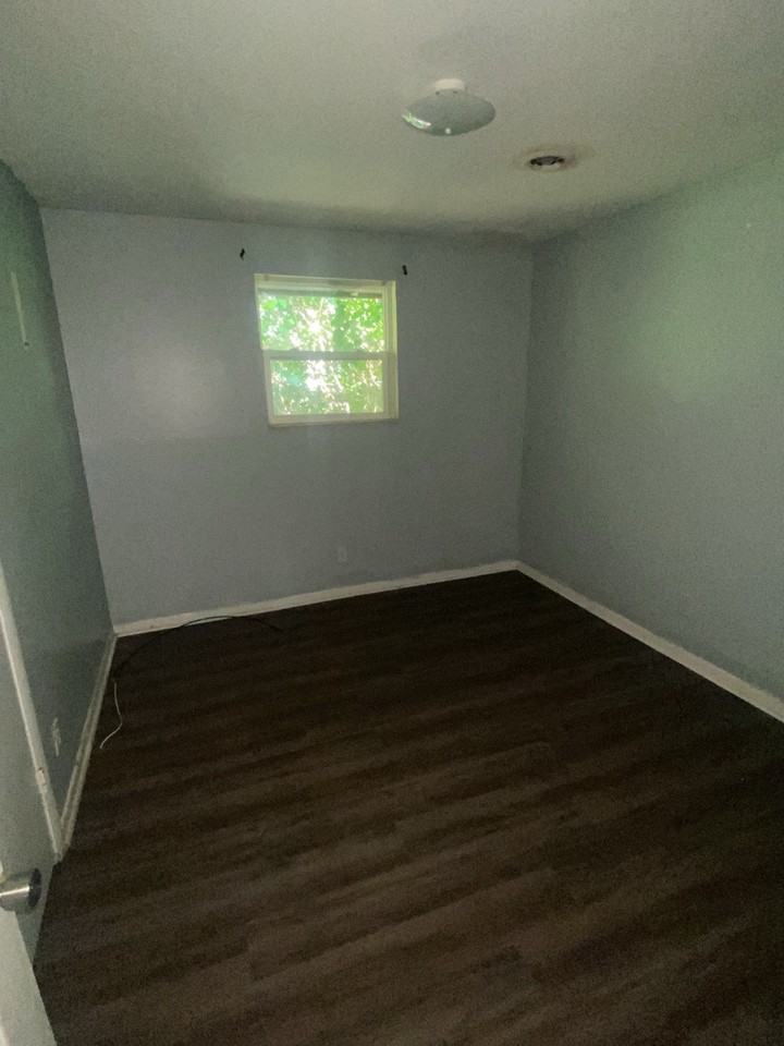 1336 Tune Ave #1 - Photo 2 of 4