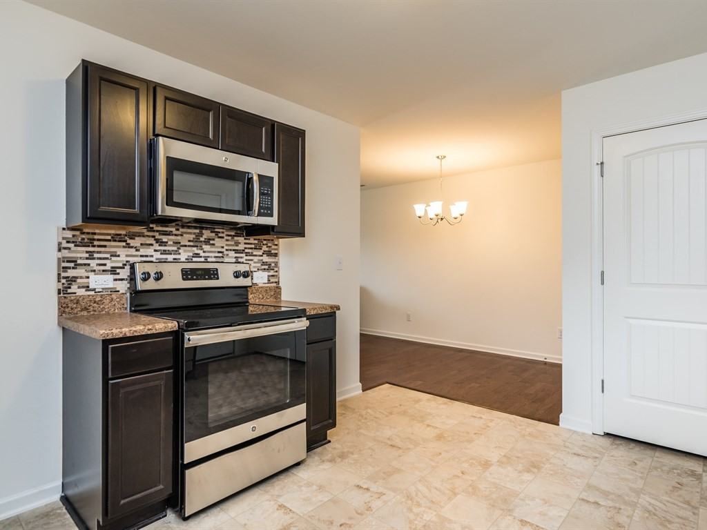 3533 Aldie Ct #1 - Photo 4 of 24