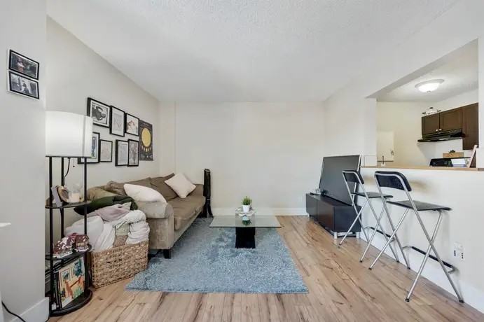 405, 314 14 Street Northwest - 1 #1 - Photo 5 of 20