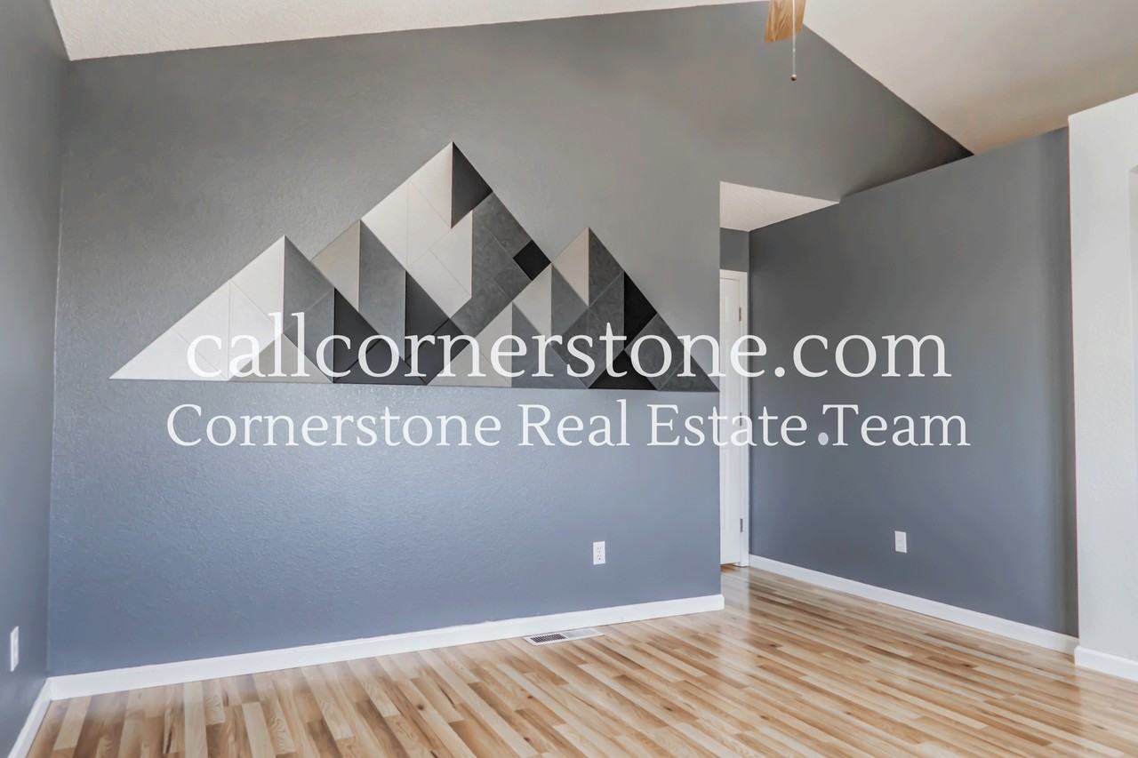 655 Ancestra Dr #1 - Photo 7 of 20
