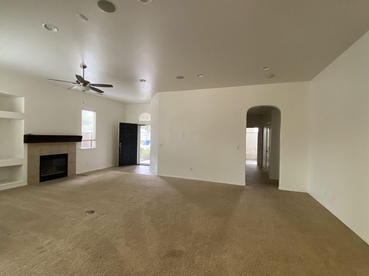 5577 N Plum Ln #1 - Photo 6 of 19