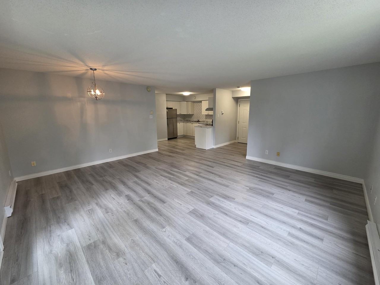 70 Glasier Rd #7 - Photo 4 of 18