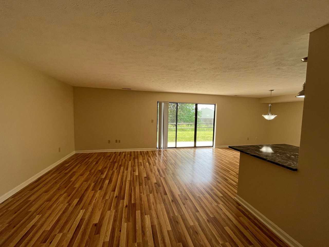 7215 Beacon Hill Dr #7215 - Photo 2 of 40