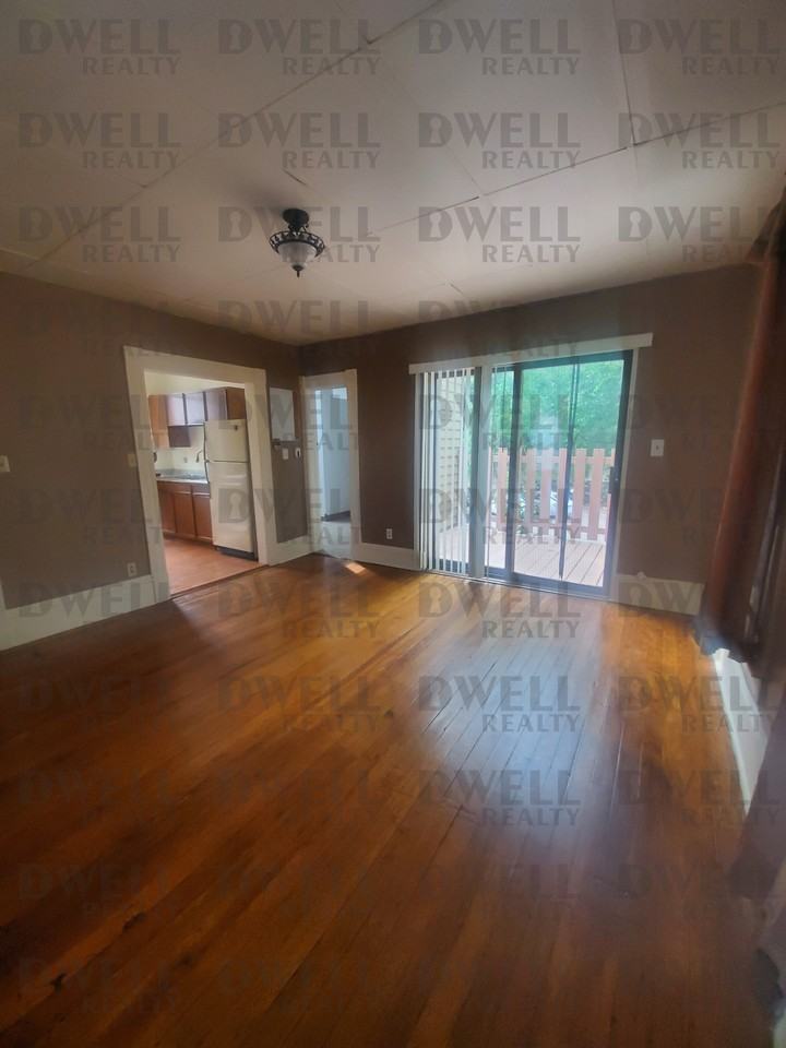 10 Ruxton Ave #1-2 - Photo 4 of 12