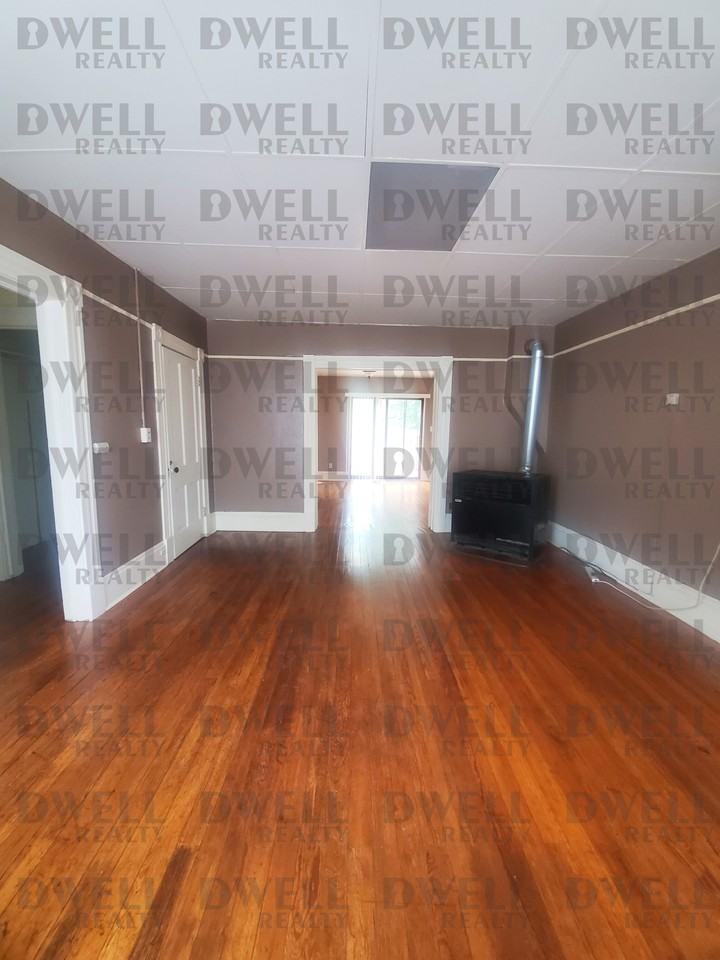 10 Ruxton Ave #1-2 - Photo 5 of 12