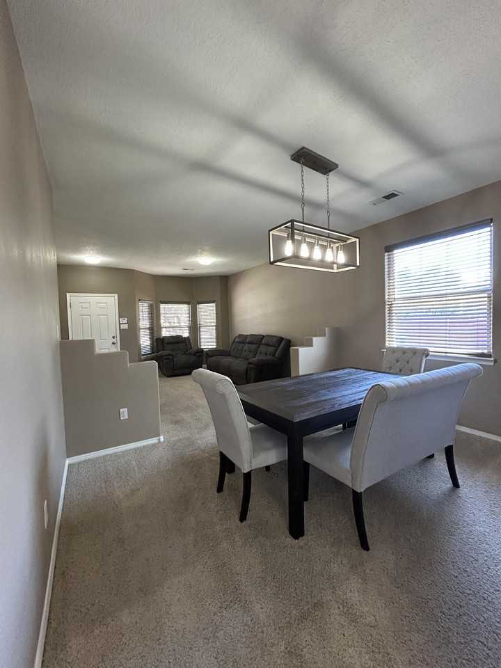 835 Kipuka Dr Nw #1 - Photo 4 of 31