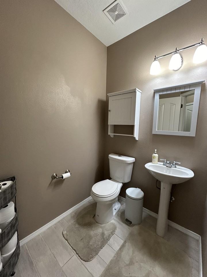 835 Kipuka Dr Nw #1 - Photo 5 of 31