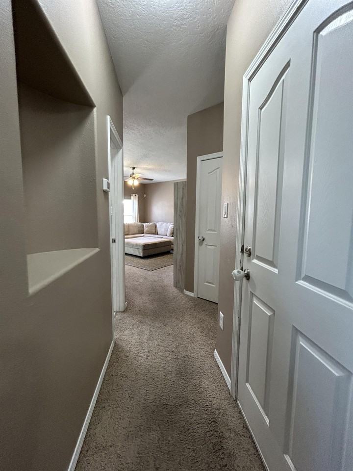 835 Kipuka Dr Nw #1 - Photo 6 of 31
