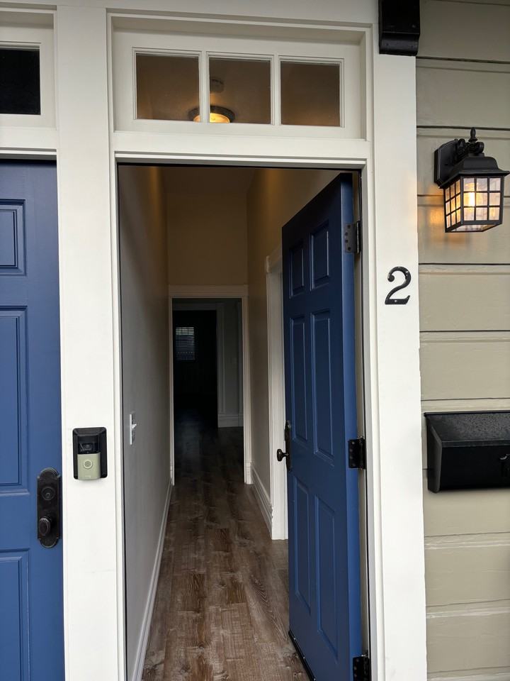 462 Jackson St #1 - Photo 2 of 10