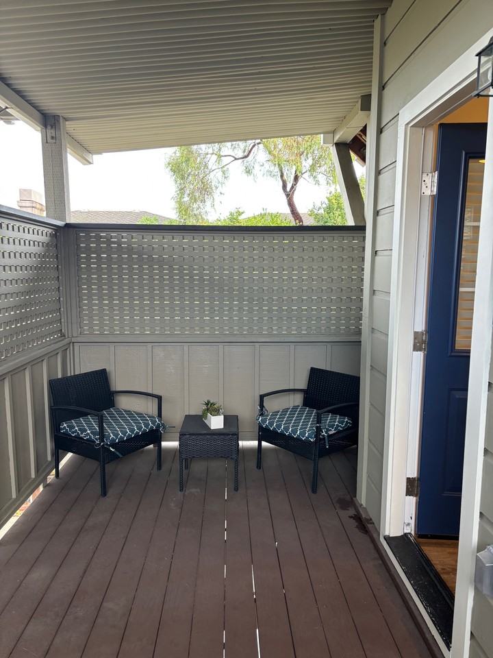 462 Jackson St #1 - Photo 6 of 10