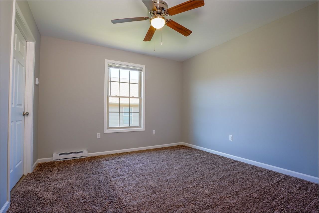 Park Crest Apartments - Photo 6 of 26