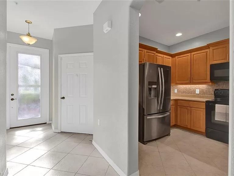 4400 Lazio Way #202 - Photo 4 of 30