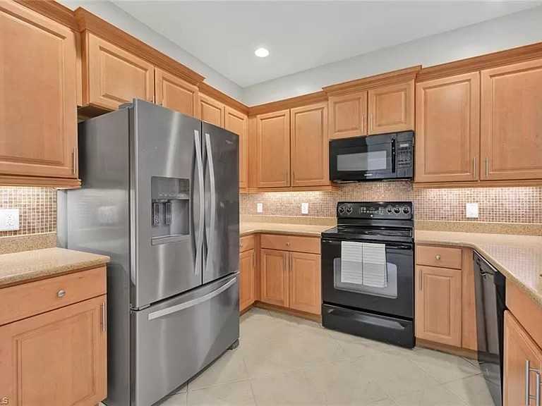 4400 Lazio Way #202 - Photo 6 of 30
