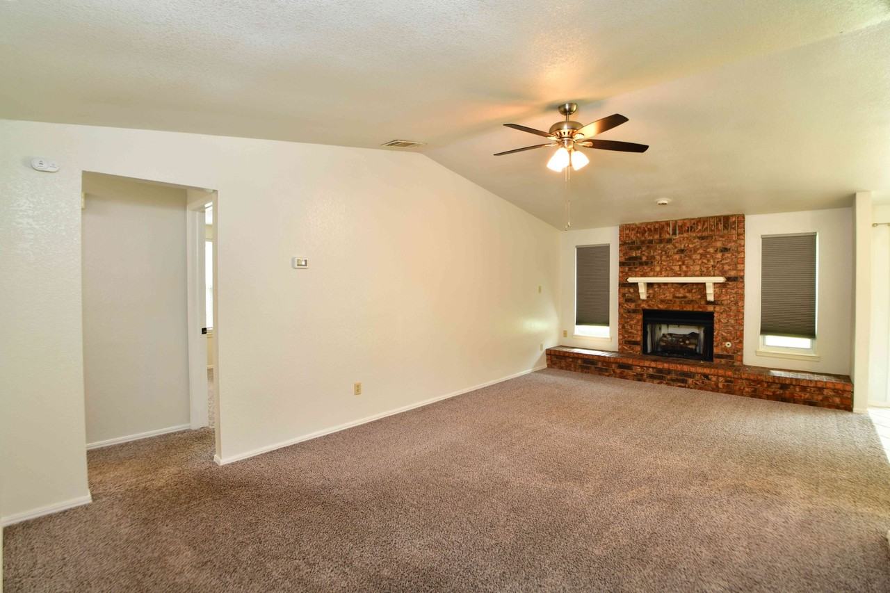 10056 S 91st East Ave #1 - Photo 4 of 21