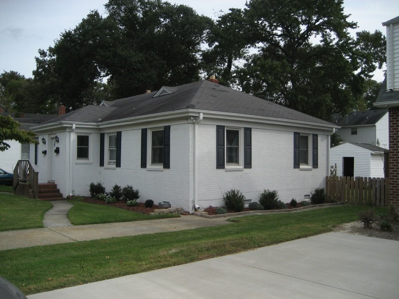 725B Carolina Ave #B - Photo 3 of 18