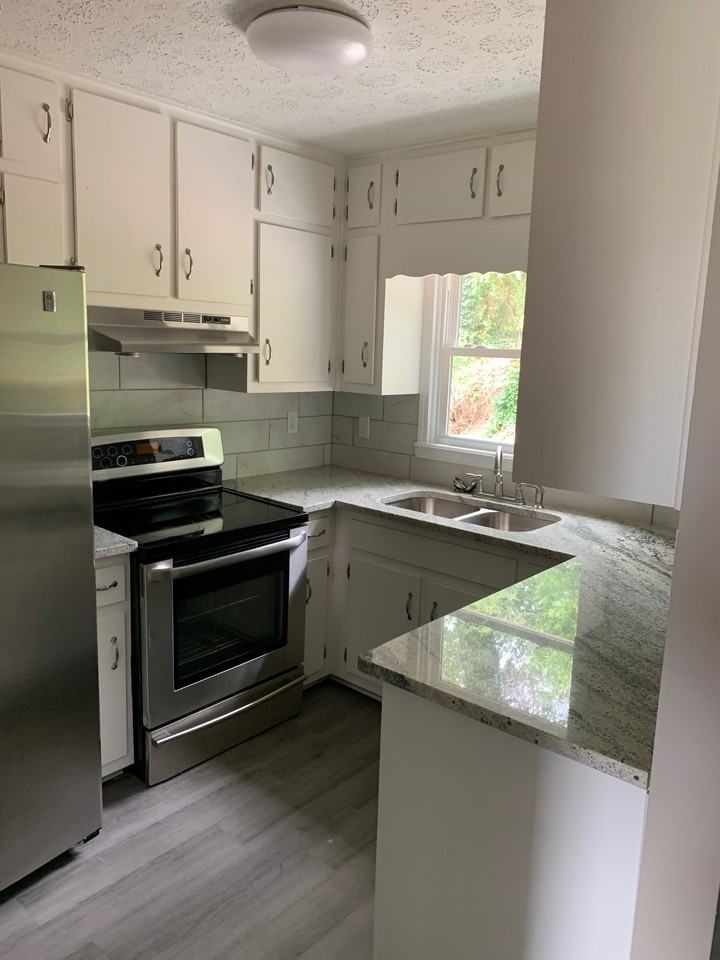 76 E Whitman St #76 - Photo 2 of 7