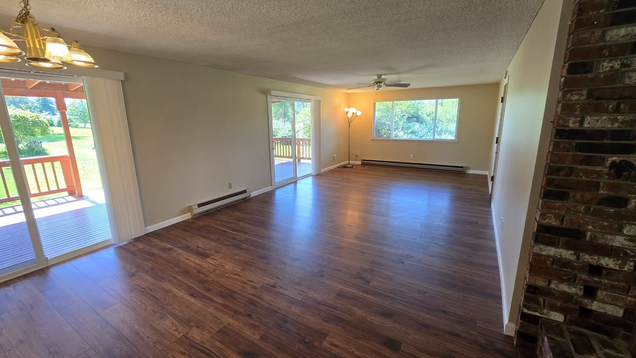 11615 Wagner Rd #1 - Photo 3 of 20