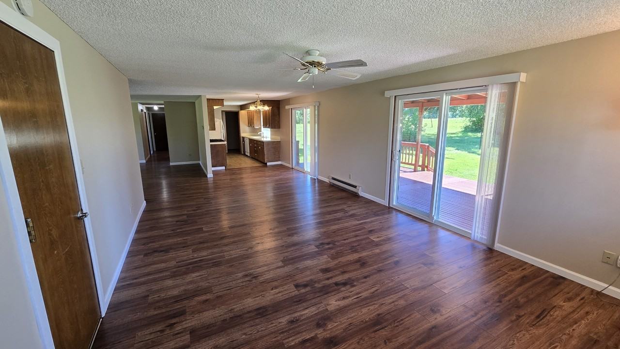 11615 Wagner Rd #1 - Photo 4 of 20