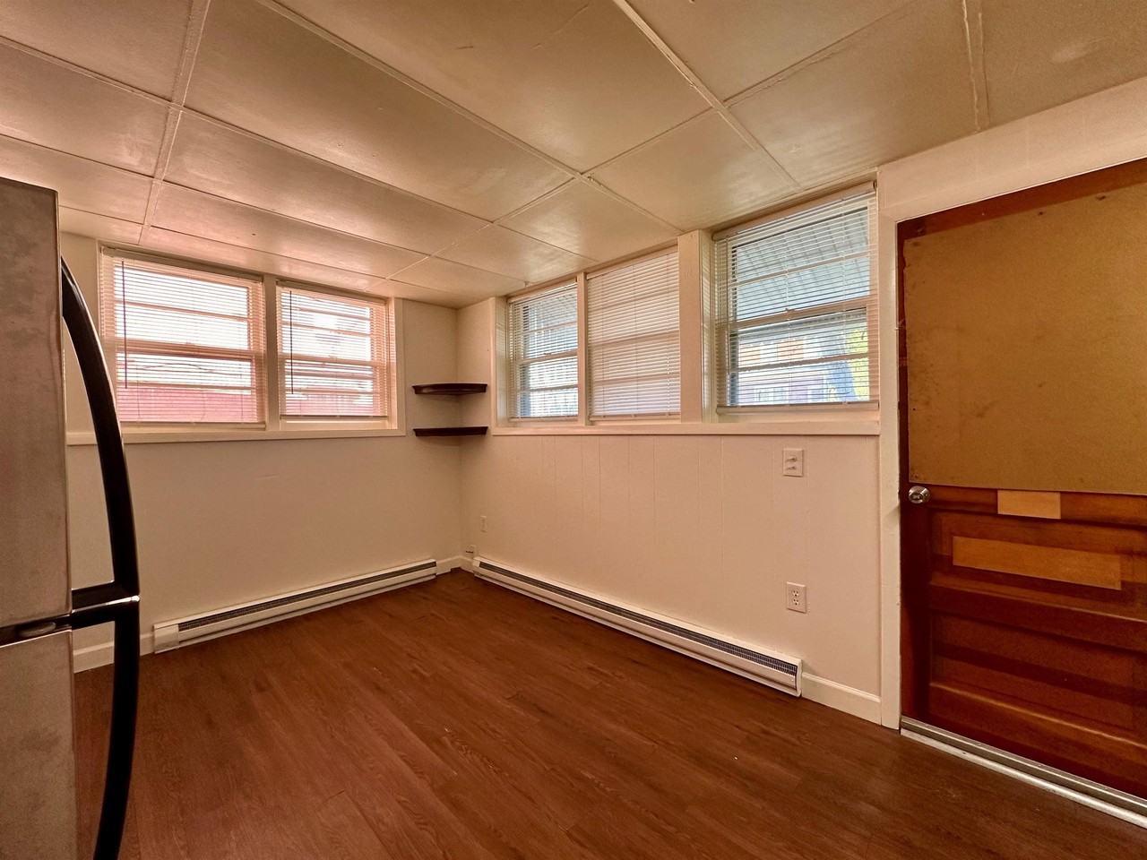 816 6th St #816 - Photo 6 of 9