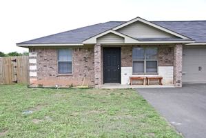 featured image of 17010 Loring Ln