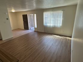 12008 Copper Ave Ne #C - Photo 1 of 1