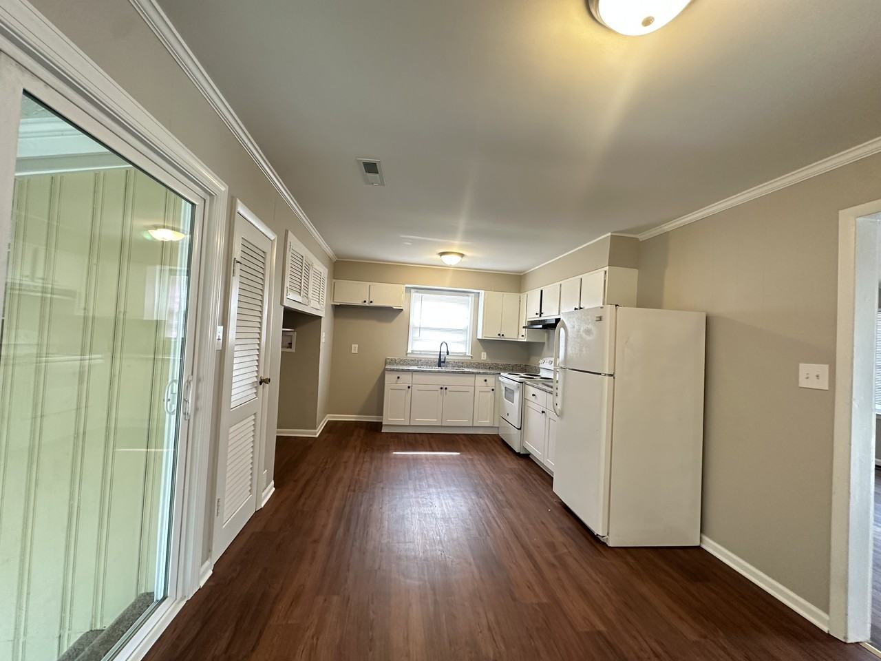 626 Memphis St #1 - Photo 5 of 16