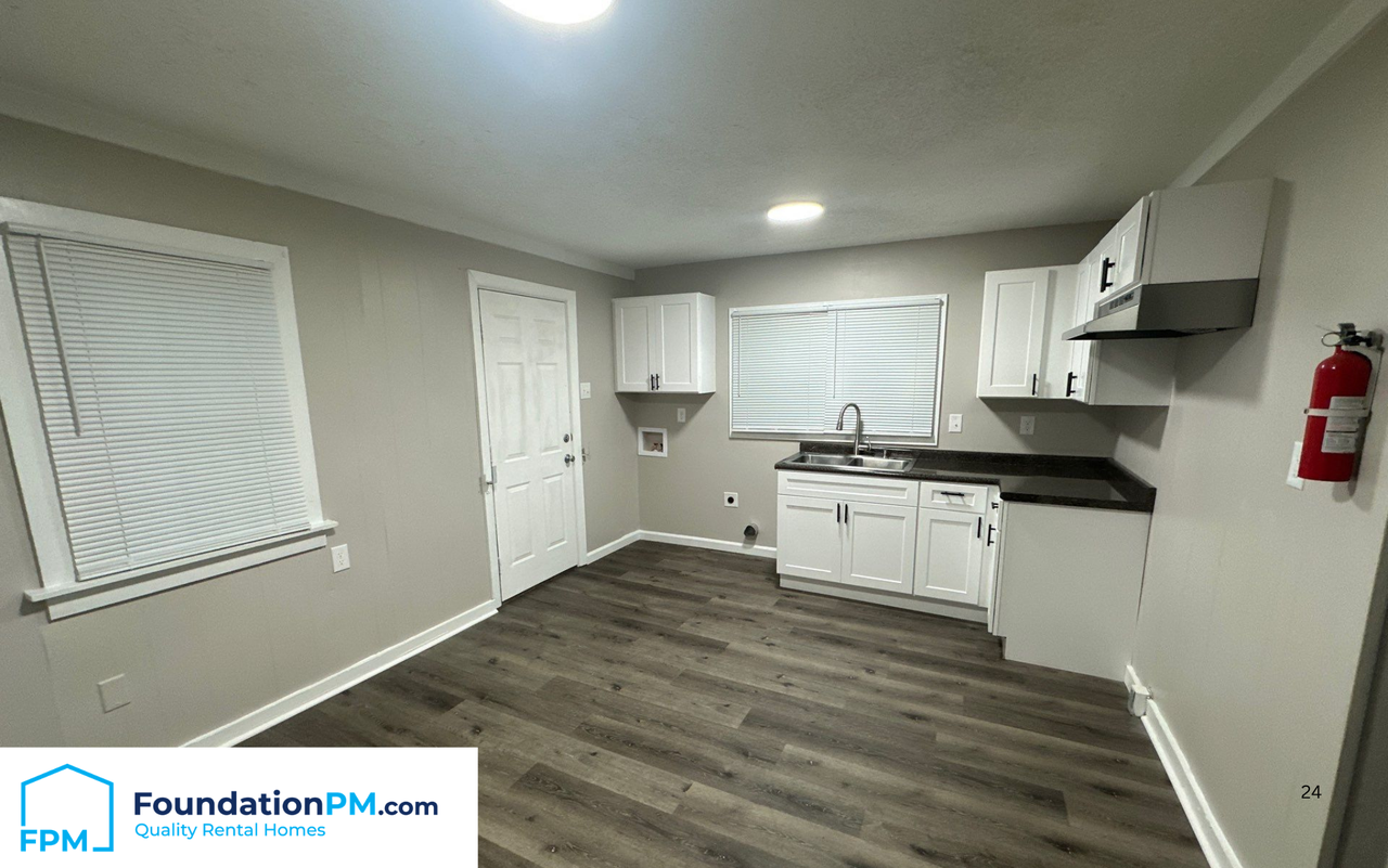 1711 S Sutton Dr #1 - Photo 4 of 12