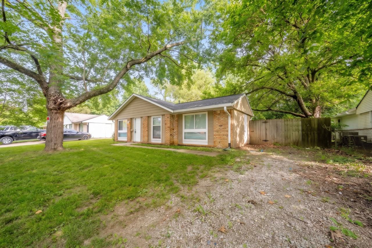 9438 Conried Dr #9438 - Photo 3 of 22