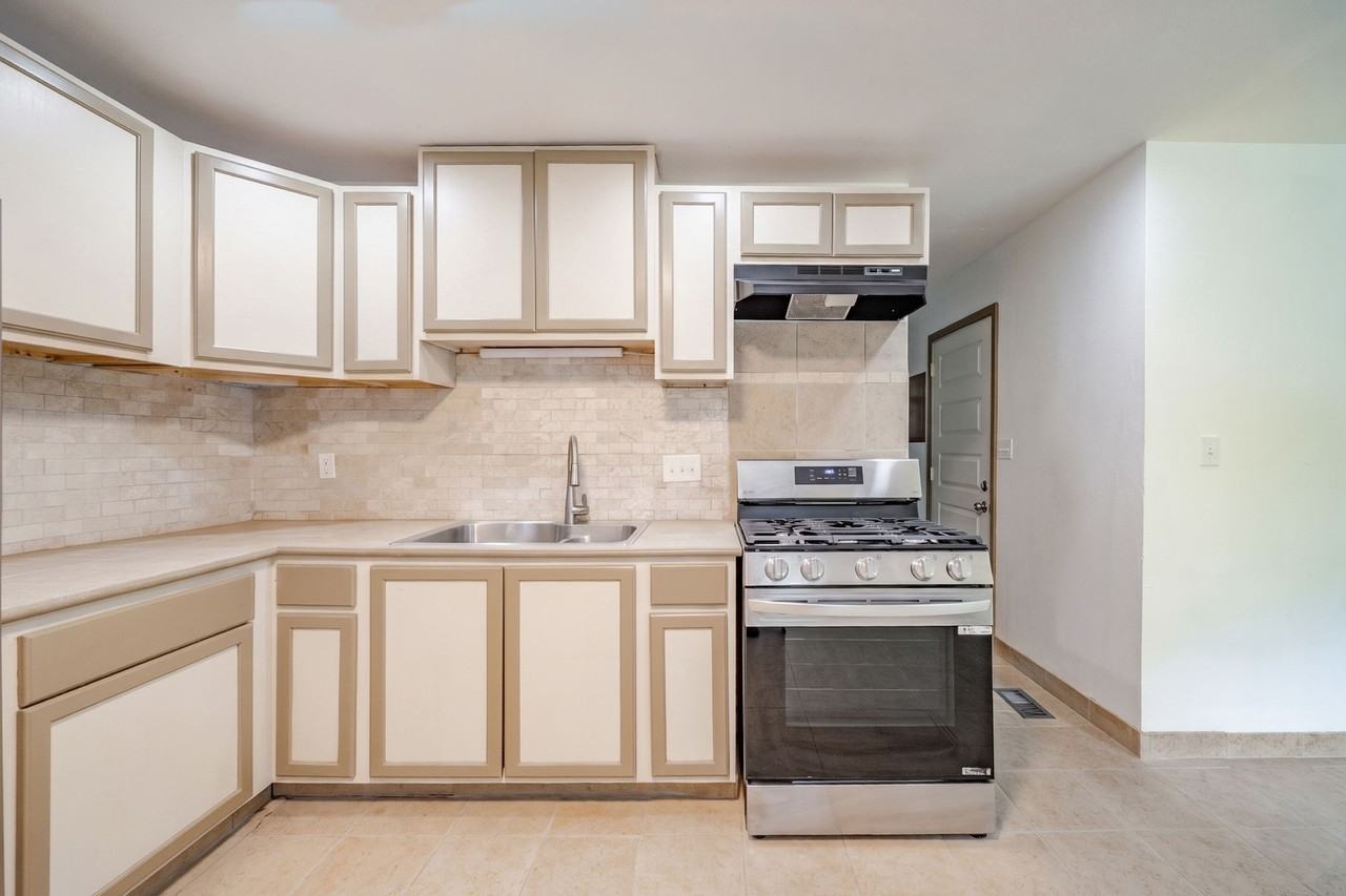 9438 Conried Dr #9438 - Photo 6 of 22