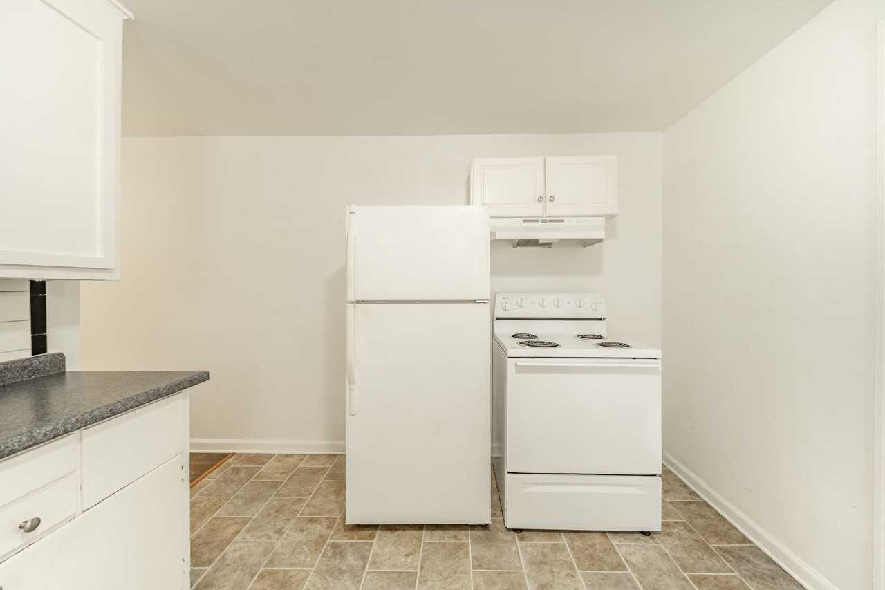 4326 Crittenden Ave #4326 - Photo 7 of 18