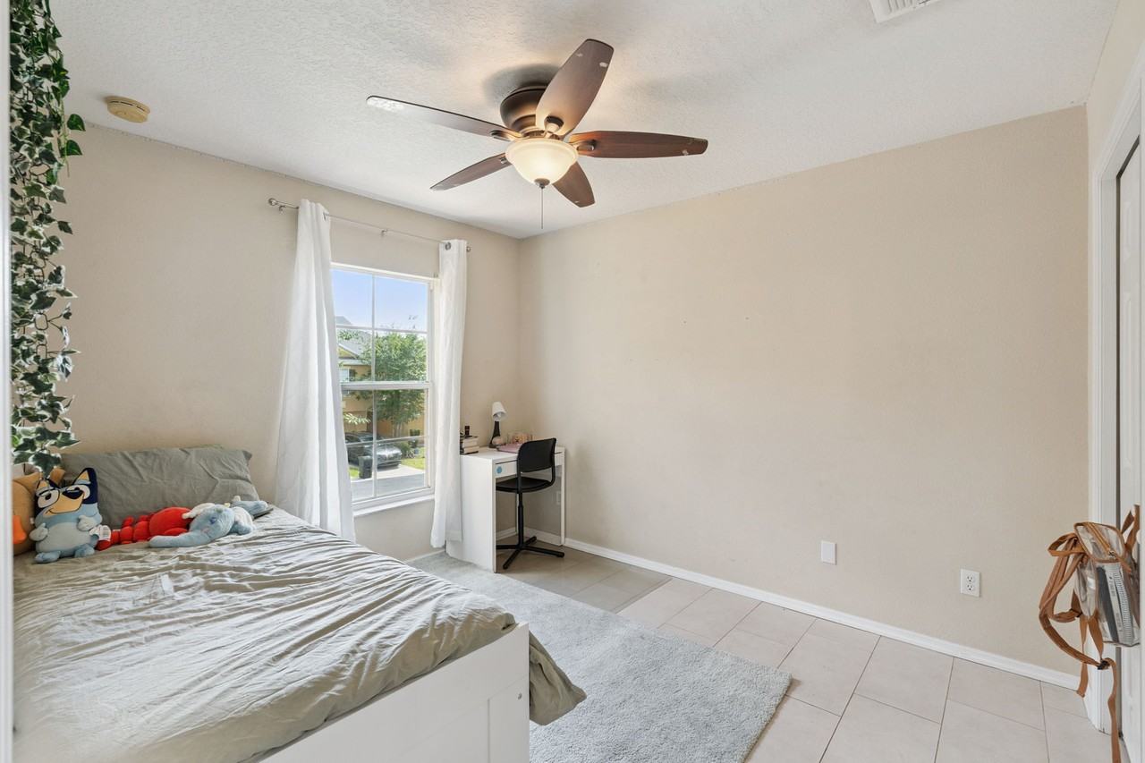 3812 Silverbell Loop #1 - Photo 6 of 20