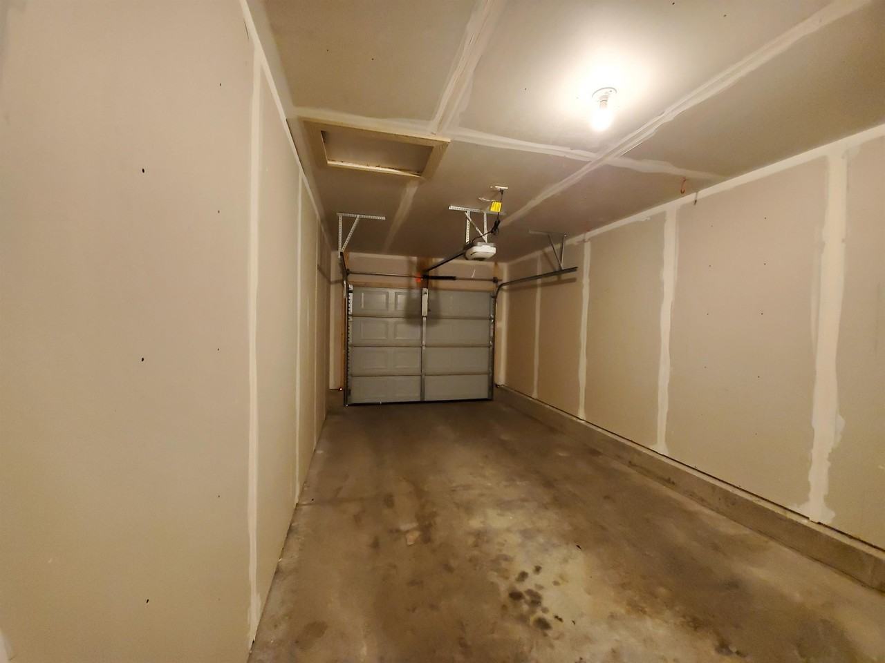 412 N Sioux Blvd #12 - Photo 6 of 11