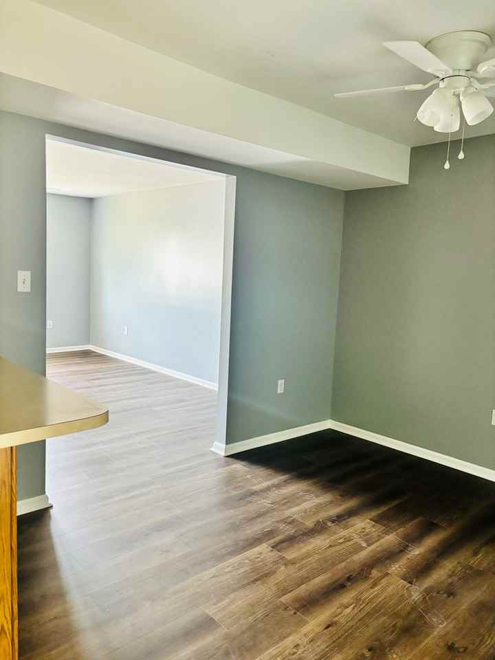 111 Diminish Dr - Photo 7 of 10