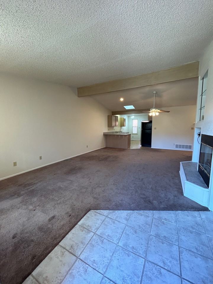 1331 E Parkway Dr #1 - Photo 2 of 16