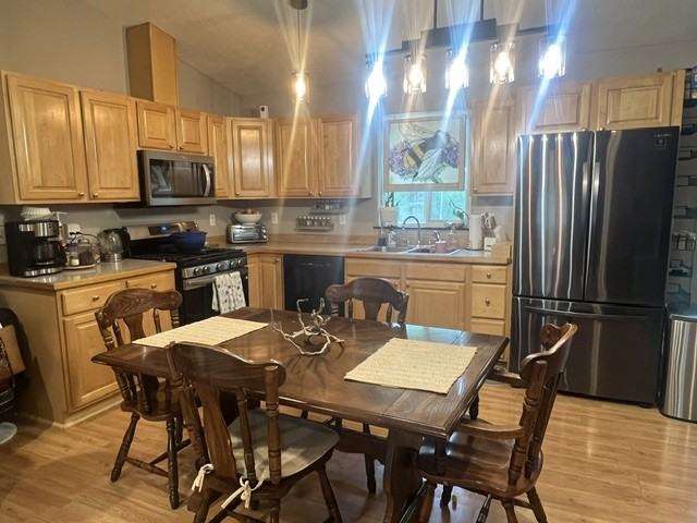 3577 W Lynn Dr #1 - Photo 5 of 16