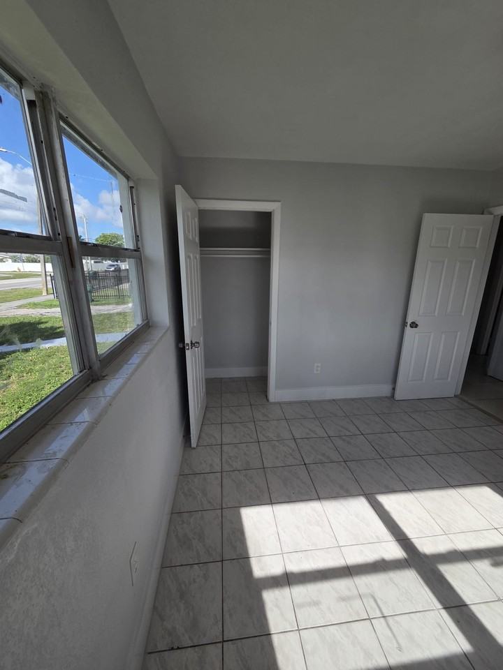 2455 Nw 207th St #2455 - Photo 2 of 11