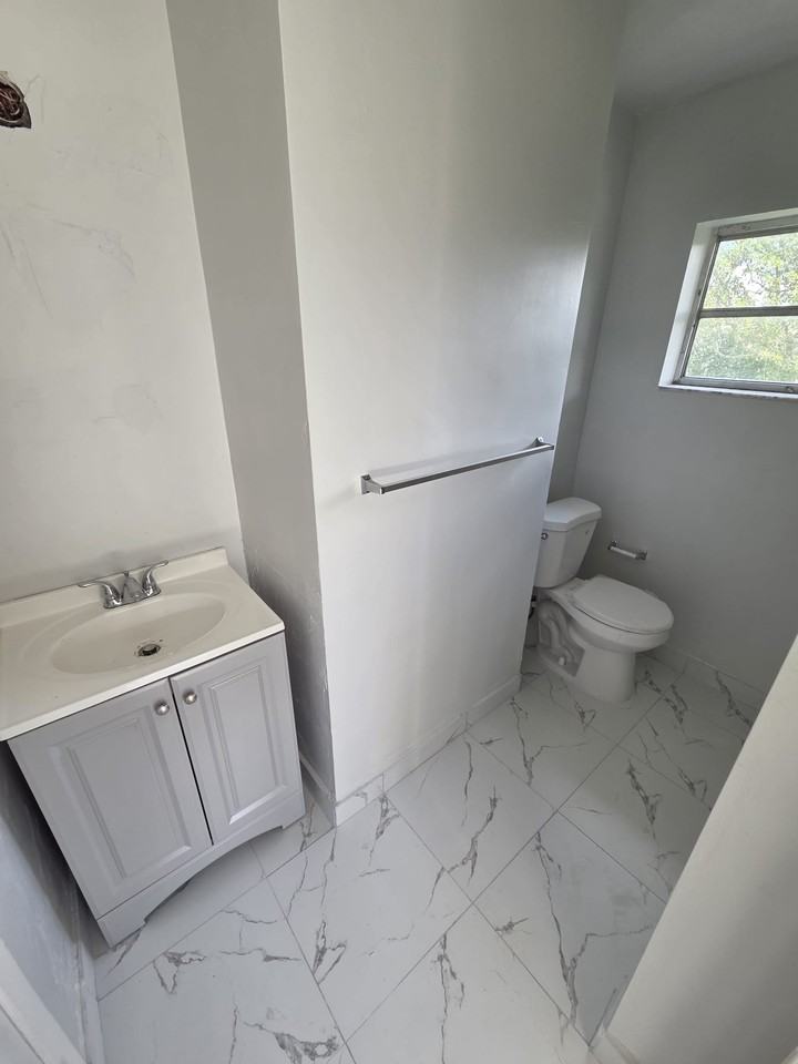 2455 Nw 207th St #2455 - Photo 4 of 11