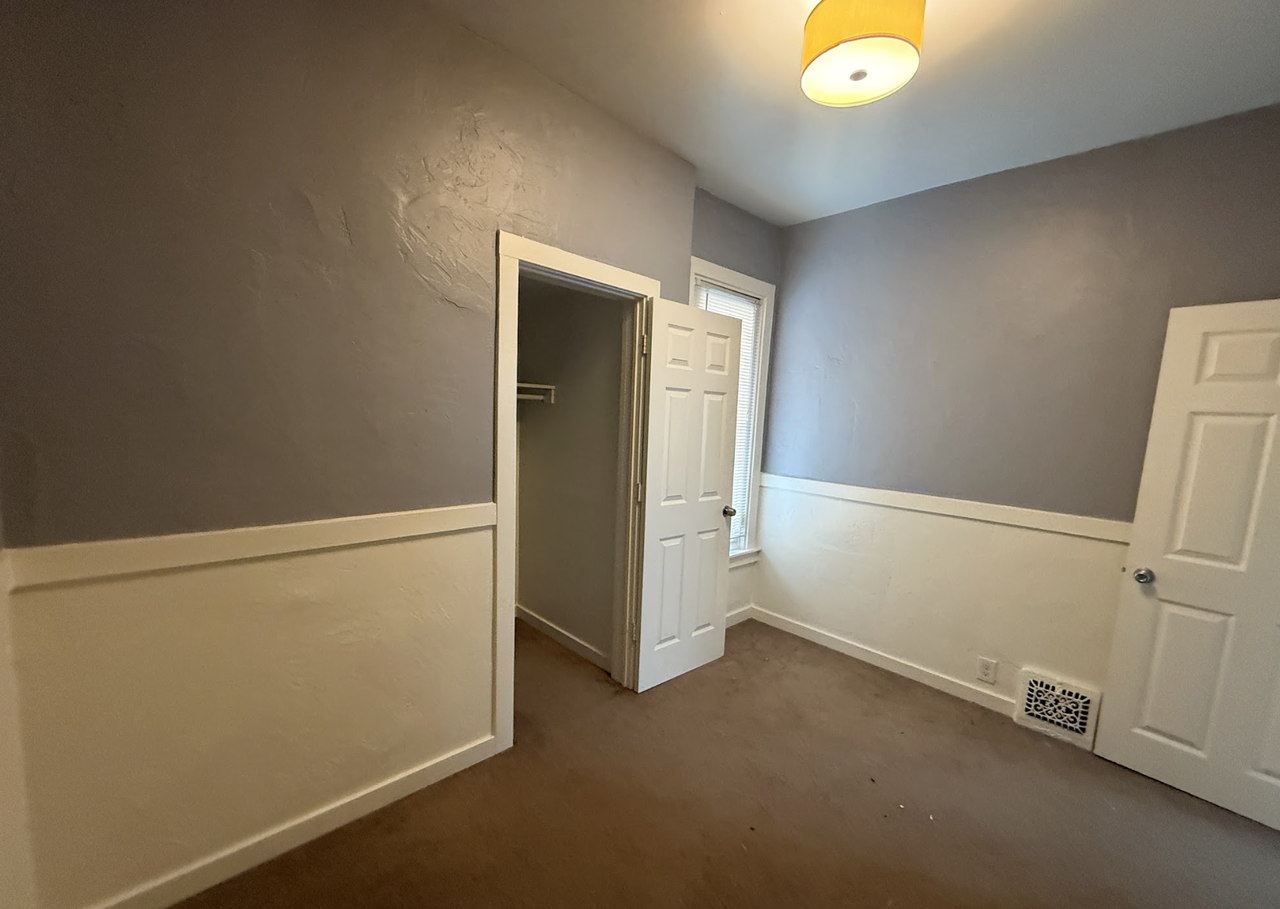 690 Lowry Ave Ne #1 - Photo 6 of 7