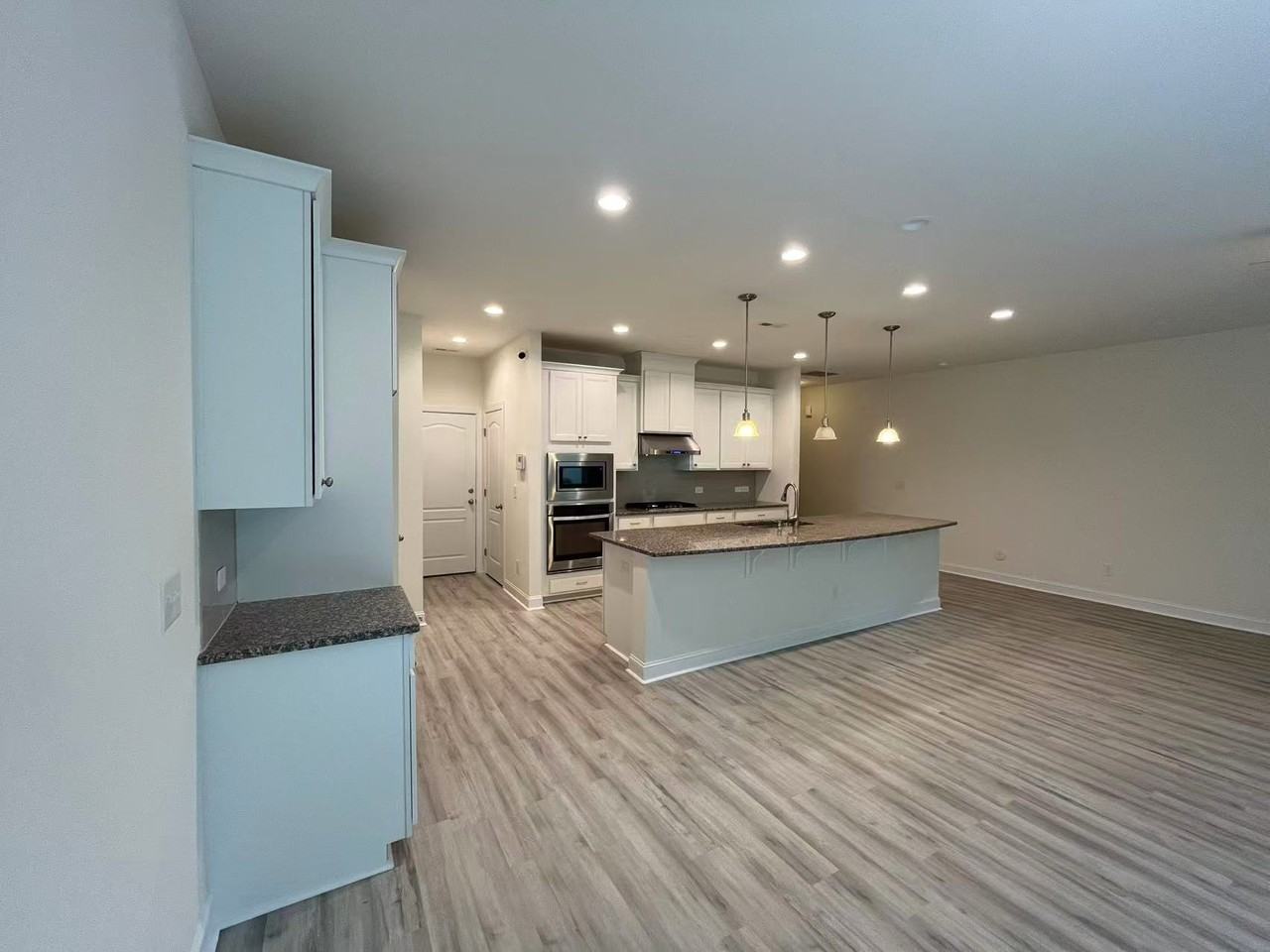311 Alamosa Pl #1 - Photo 2 of 16