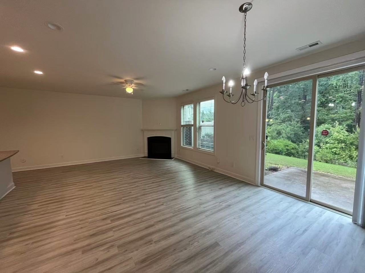 311 Alamosa Pl #1 - Photo 3 of 16