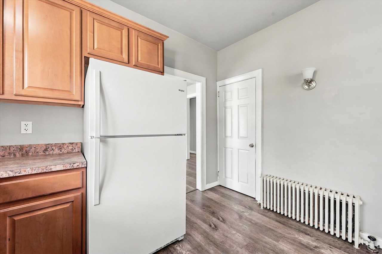 121 Sharpless St - Photo 6 of 19
