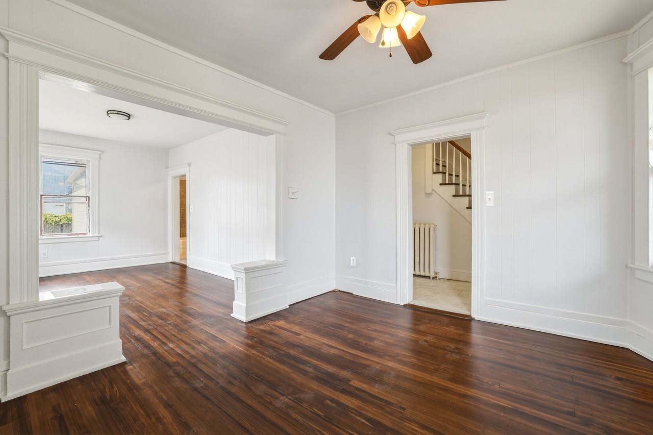 152 Dekalb Ave #1 - Photo 4 of 9