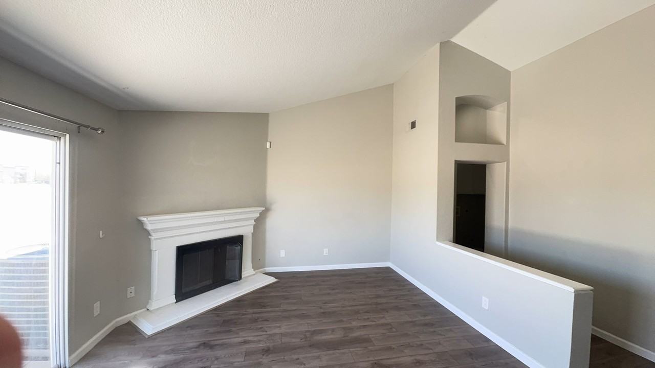 28870 Somme Ct - Photo 4 of 11
