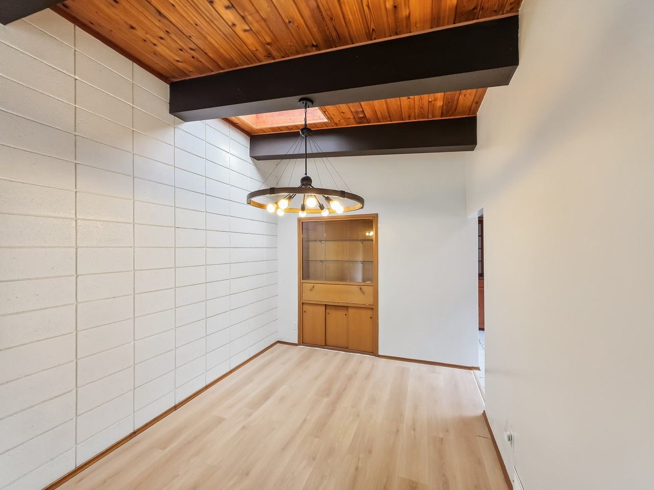 612 56 Ave Sw - Photo 6 of 26