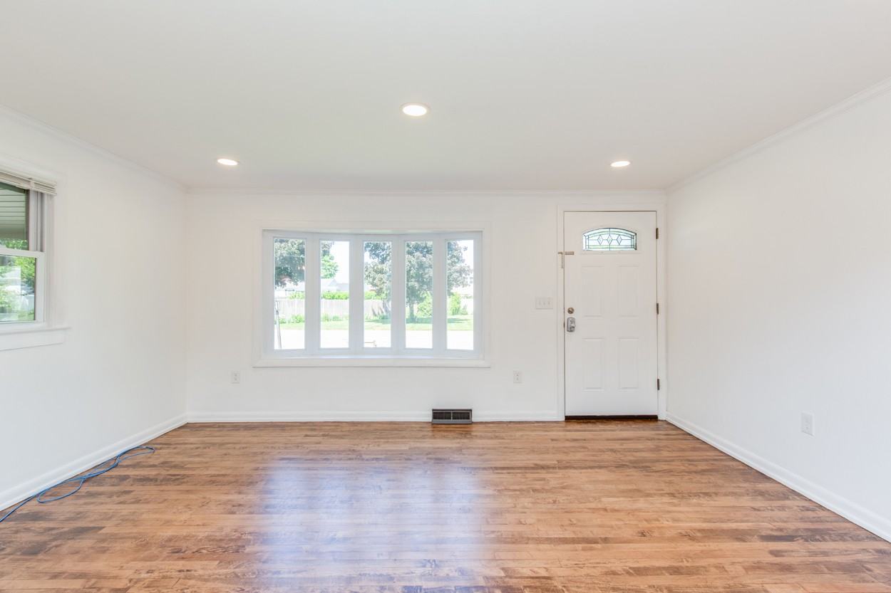 33 Raven St #1 - Photo 6 of 21