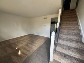 560 N East Park Ln - Photo 1 of 1