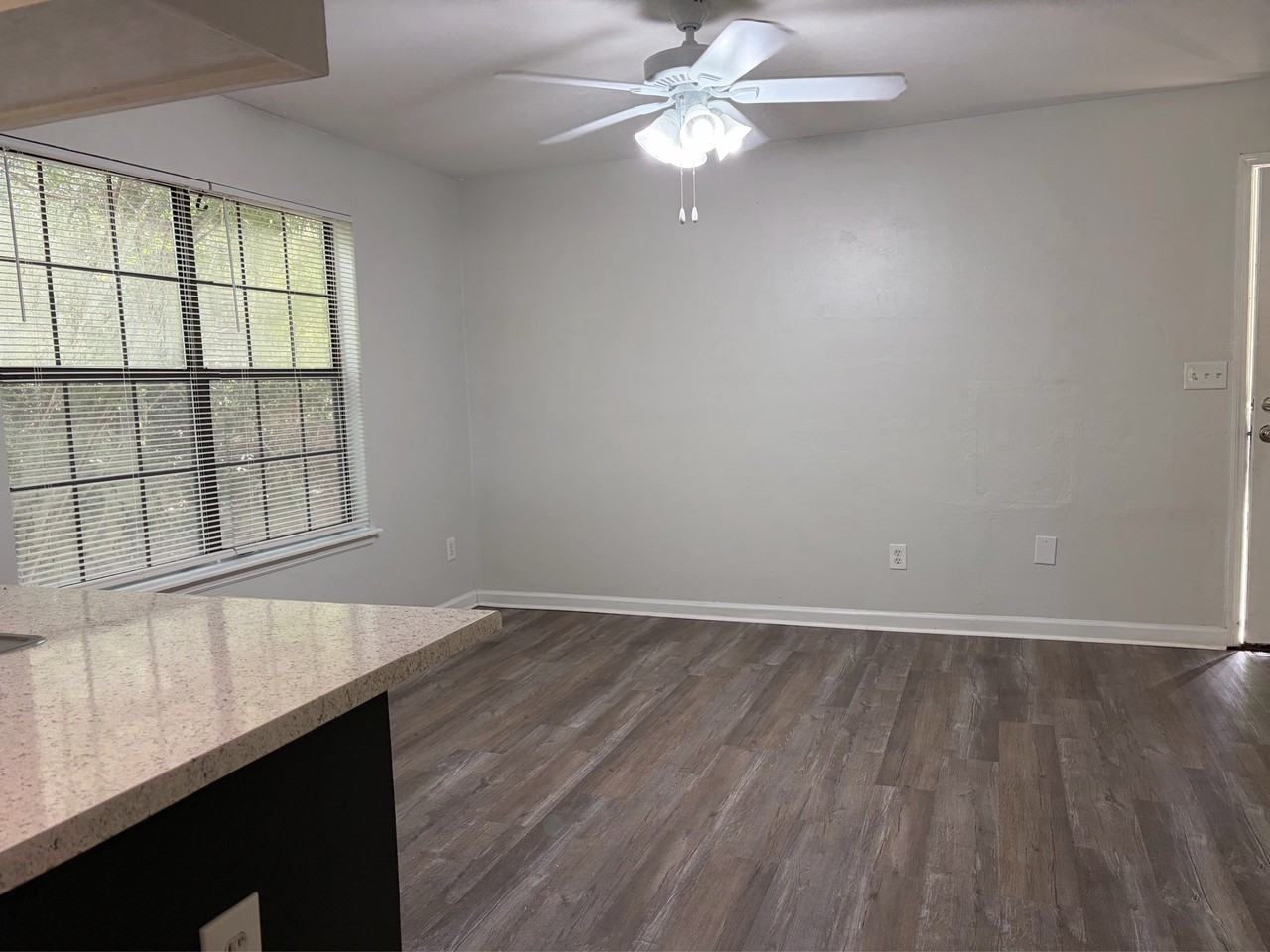 2350 Horne AvenueApt 3 #3 - Photo 5 of 9