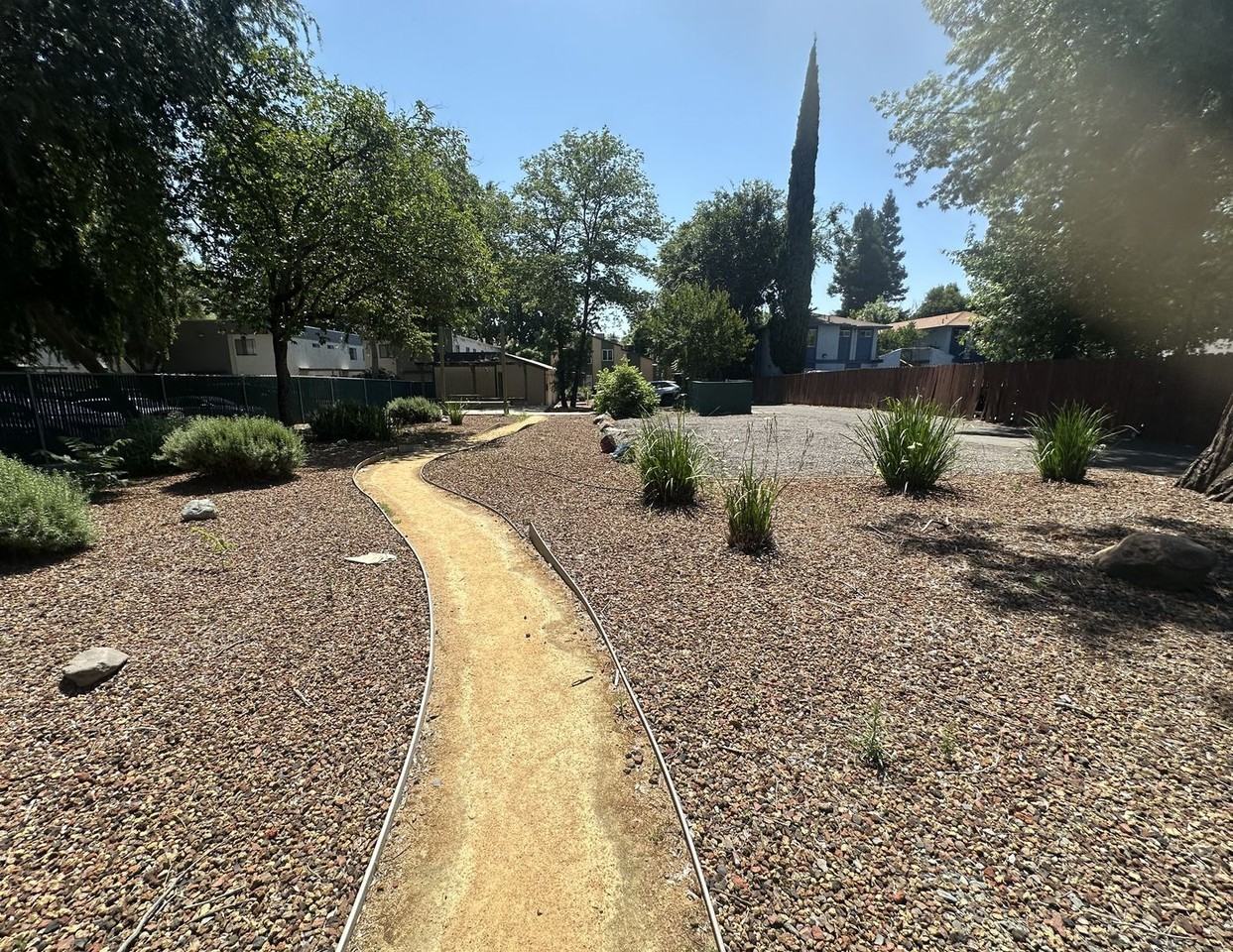 703 W 2nd Avenue B - D, Chico - Photo 3 of 17